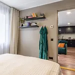 Alice Backyard - Apartments, & Exclusive Cave Saunas Parnu
