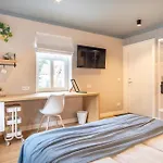 Affittacamere Alice Backyard - Apartments, & Exclusive Cave Saunas 4*
