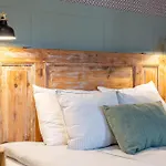 Alice Backyard - Apartments, & Exclusive Cave Saunas Gasthof Pärnu