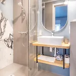Alice Backyard - Apartments, & Exclusive Cave Saunas Affittacamere 4*