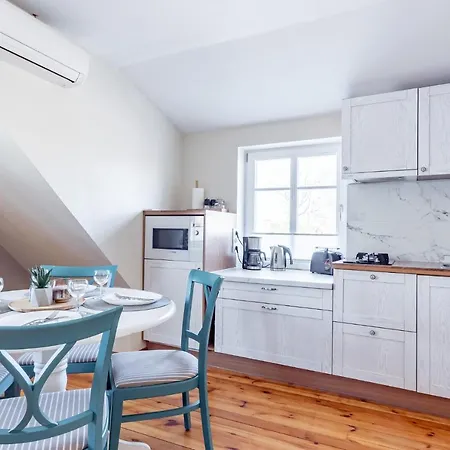 Alice Backyard - Apartments, & Exclusive Cave Saunas