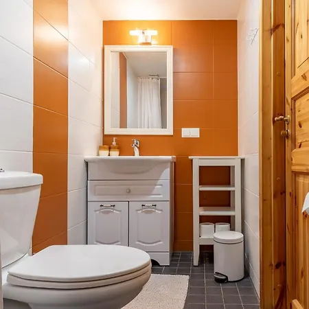 Konukevi Alice Backyard - Apartments, & Exclusive Cave Saunas