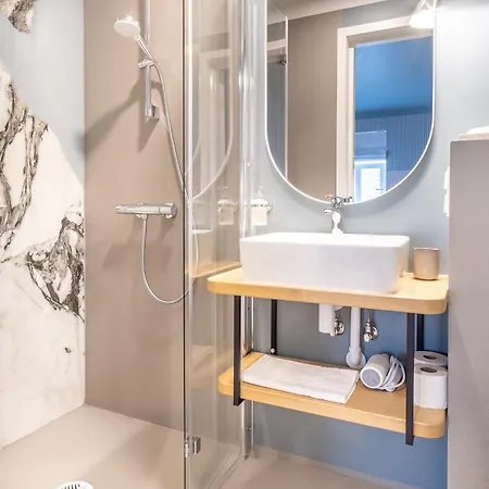 Alice Backyard - Apartments, & Exclusive Cave Saunas Pensión 4*