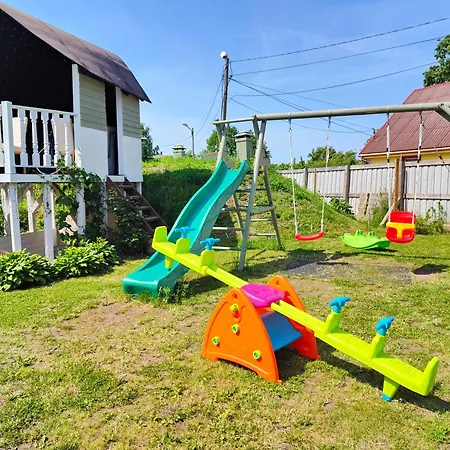 Alice Backyard - Apartments, & Exclusive Cave Saunas Pärnu