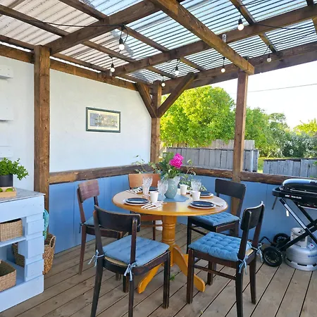 Alice Backyard - Apartments, & Exclusive Cave Saunas 4*