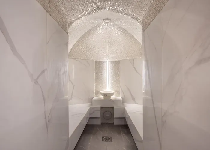 بيت ضيافة Alice Backyard - Apartments, & Exclusive Cave Saunas بارنو