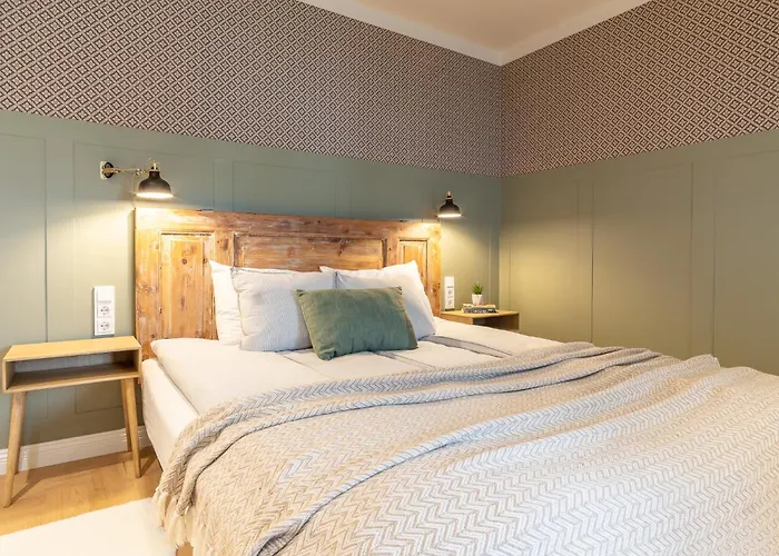 Alice Backyard - Apartments, & Exclusive Cave Saunas Parnu