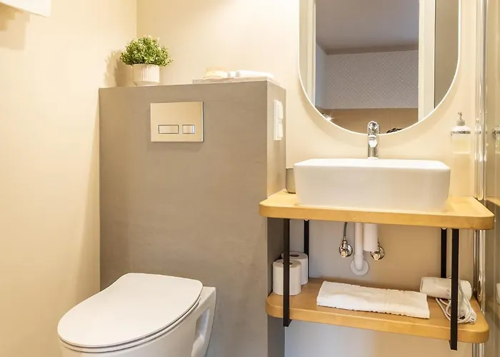 بيت ضيافة Alice Backyard - Apartments, & Exclusive Cave Saunas