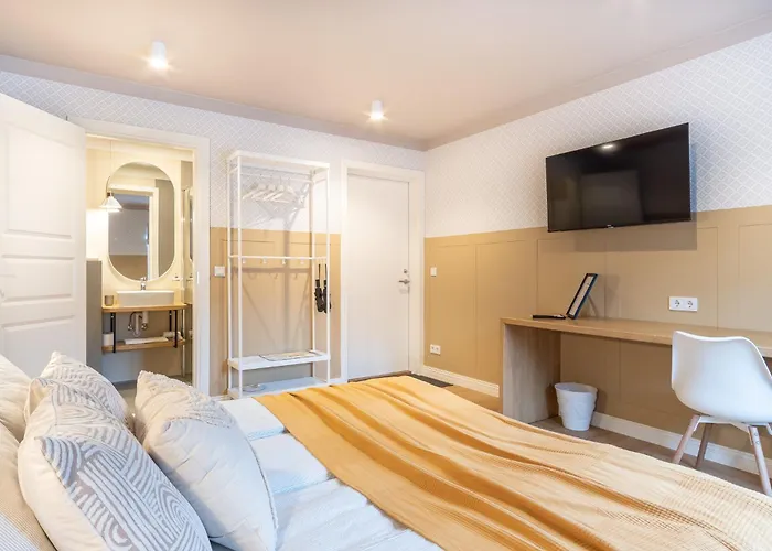 Alice Backyard - Apartments, & Exclusive Cave Saunas 4* Pärnu