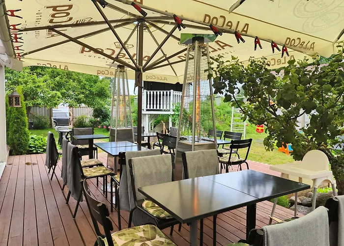 بيت ضيافة Alice Backyard - Apartments, & Exclusive Cave Saunas 4*