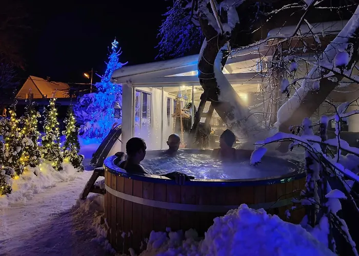 Alice Backyard - Apartments, & Exclusive Cave Saunas Maison d'hôtes